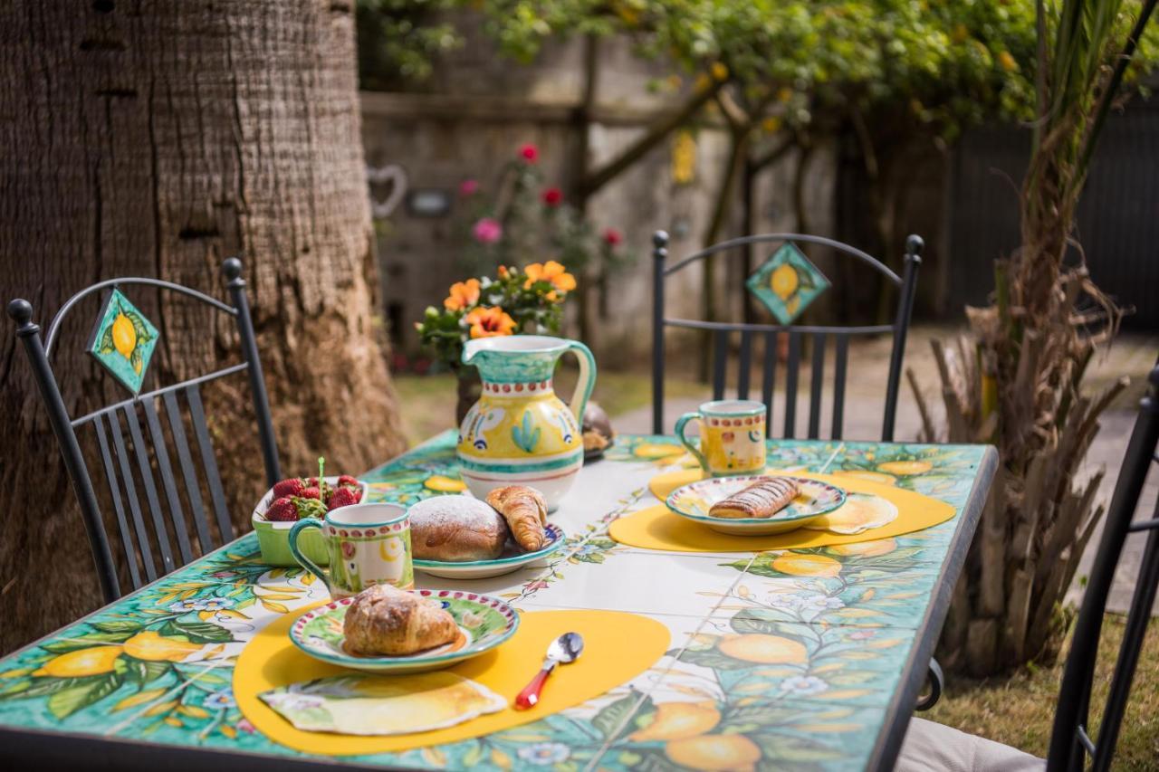 Casa Beatrice Bed & Breakfast Sorrento Ngoại thất bức ảnh