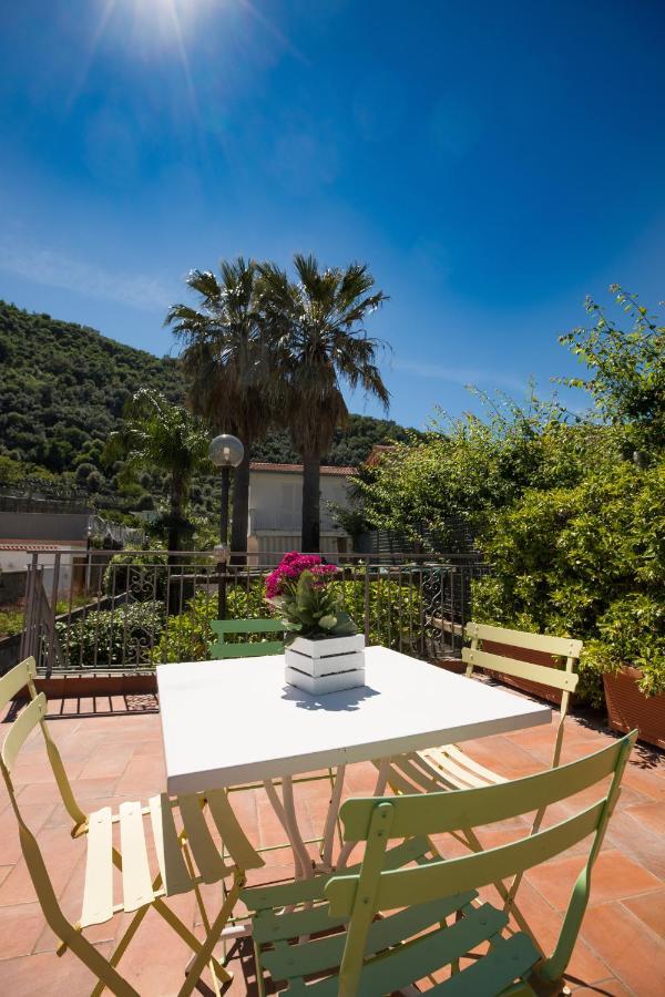 Casa Beatrice Bed & Breakfast Sorrento Ngoại thất bức ảnh