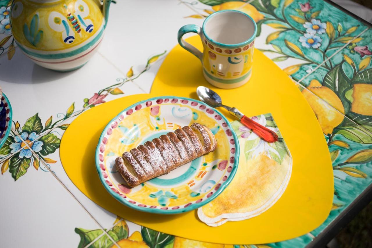 Casa Beatrice Bed & Breakfast Sorrento Ngoại thất bức ảnh